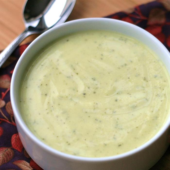 Simple zucchini soup recipe